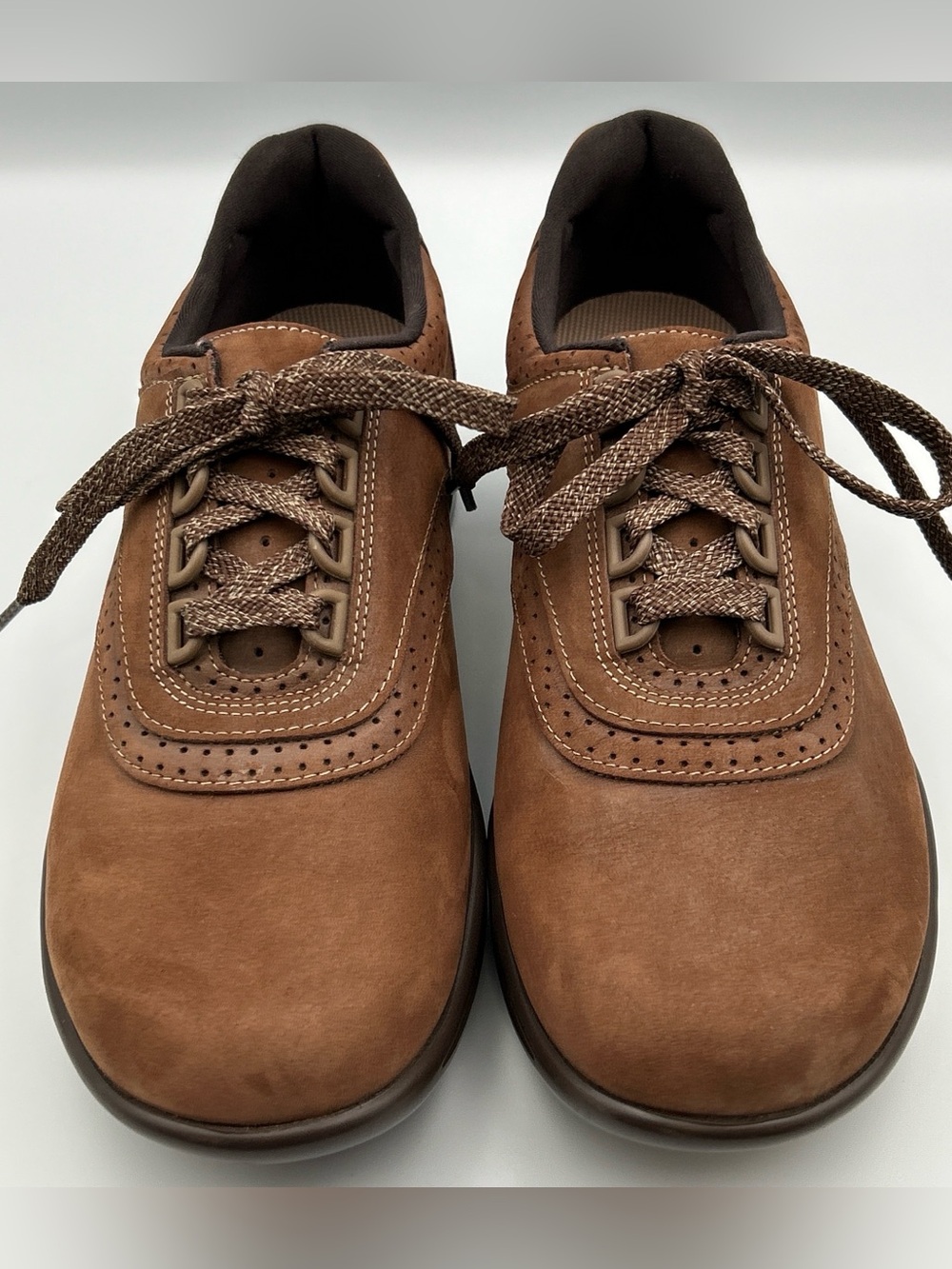 SAS Walk Easy Walking Sneakers Womens 8M Brown Nubuck Leather Casual Tennis Shoe
